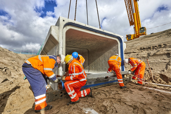 Antarticaweg , Maasvlakte April 2022 Plaatsen Betonkoker