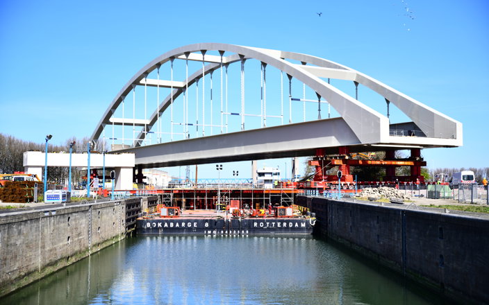 Theemswegtrace Inrijden Brug